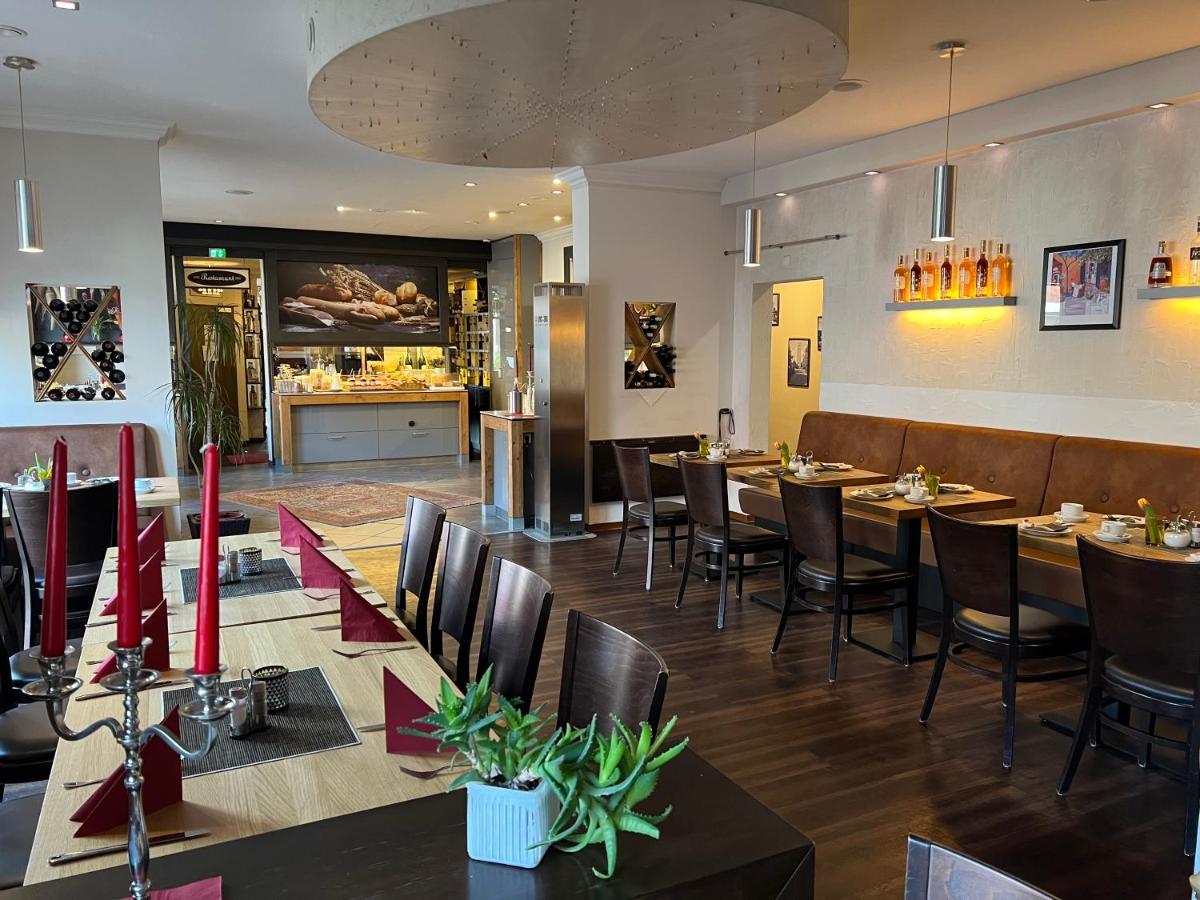 Hotel Ammerlaender Hof Westerstede Extérieur photo