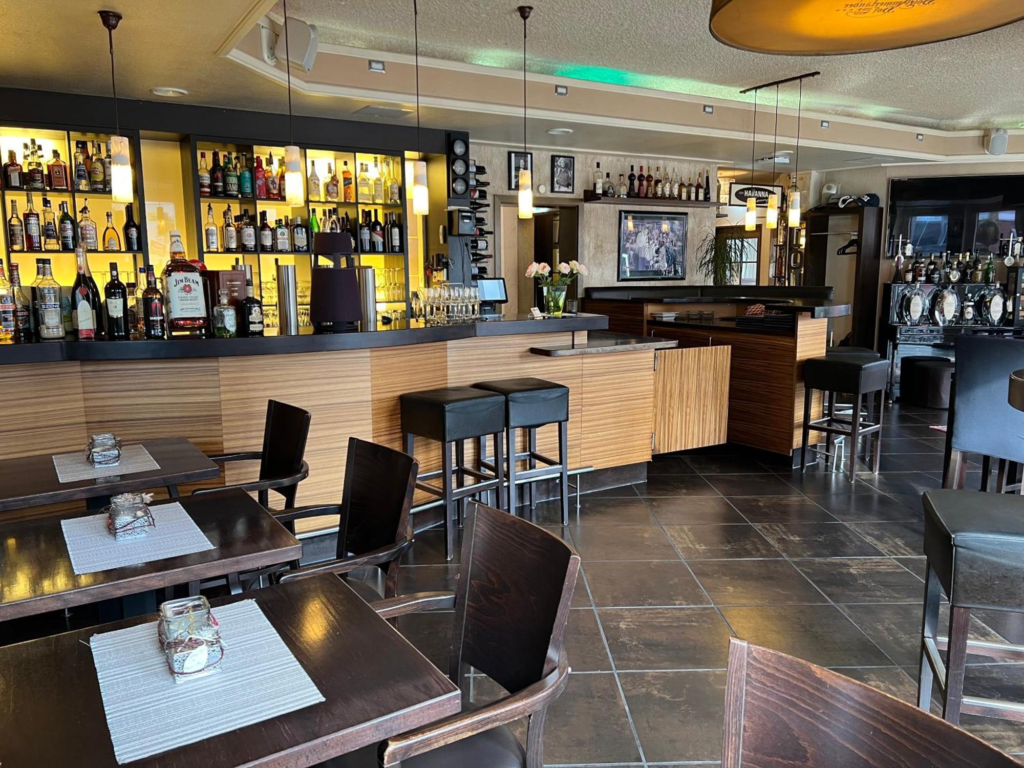 Hotel Ammerlaender Hof Westerstede Extérieur photo